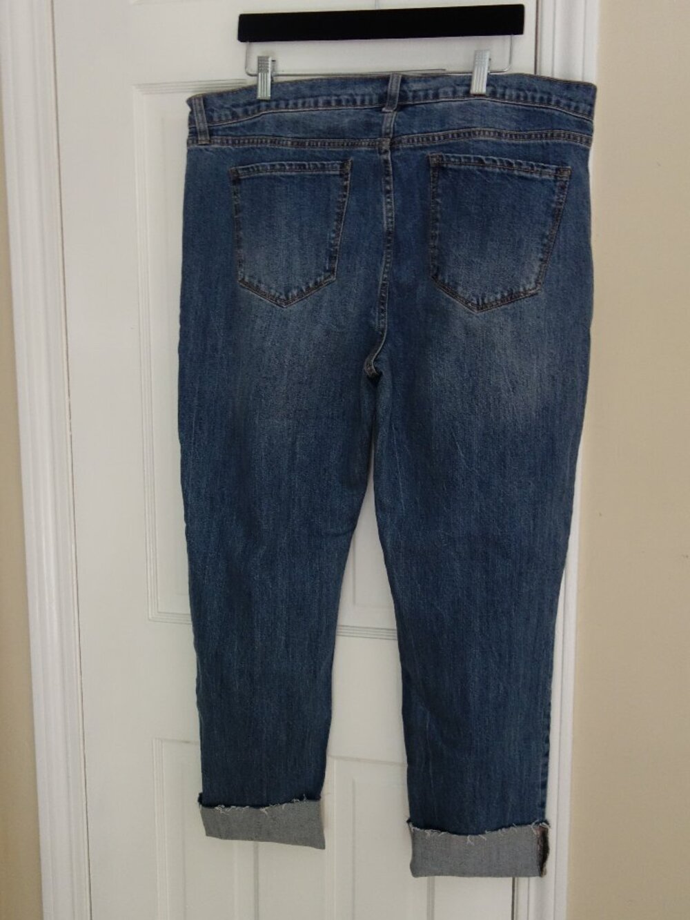 NWT OLD NAVY Distressed / Ripped Raw Hem Boyfriend Blue Jeans – Wmns 16 - Picture 9 of 9